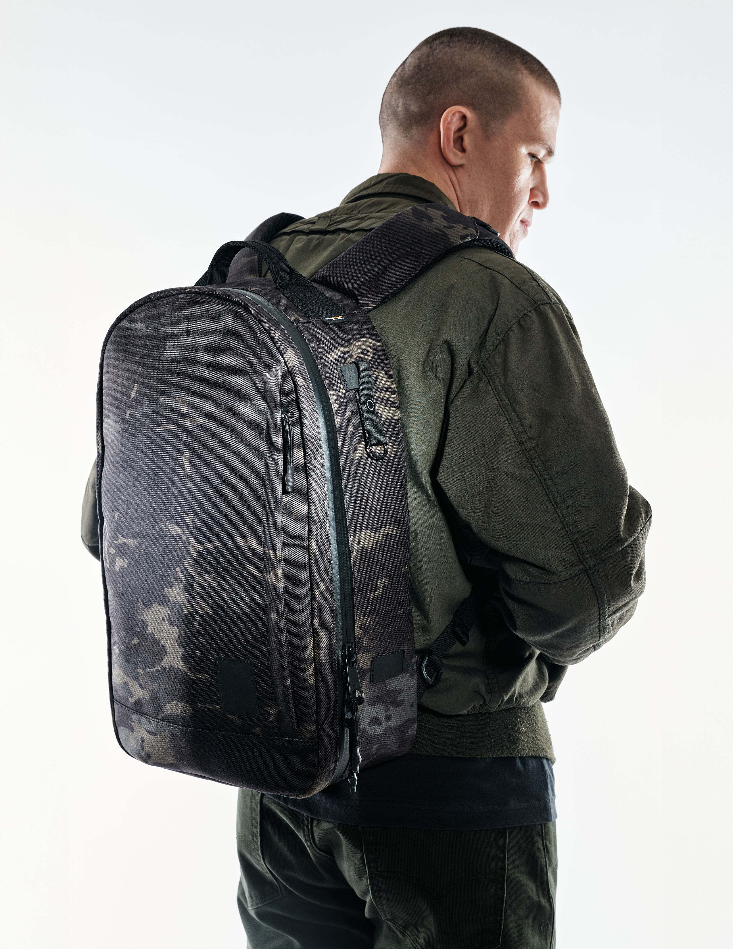 brown buffallo conceal backpack vs jansport Conceal Pack 21L Black MultiCam